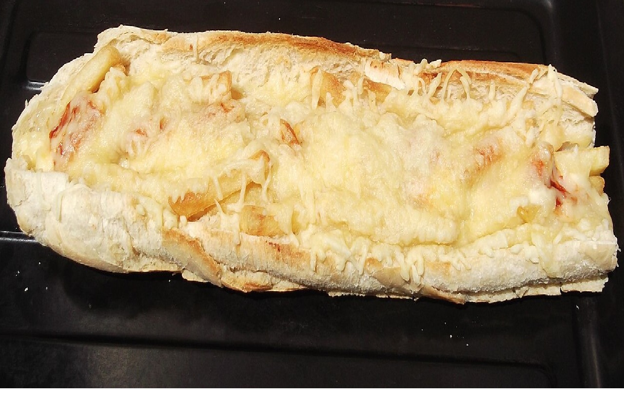 Sandwich Américain poulet, frites