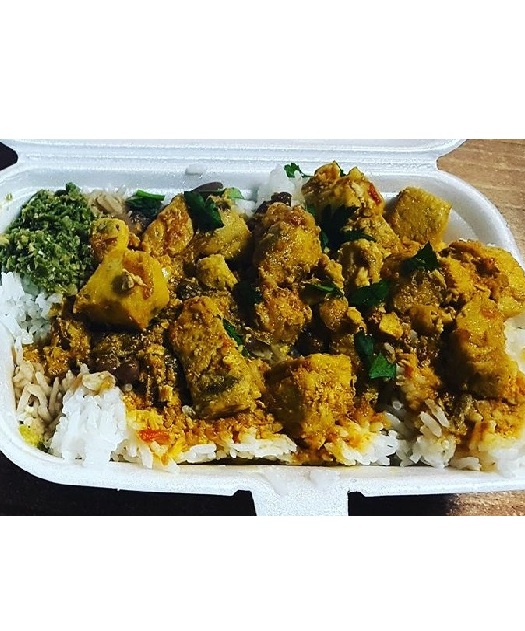 Gratin chouchou, cuisse de poulet et carry espadon