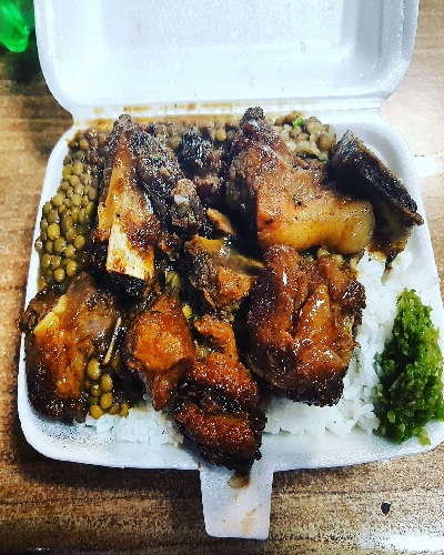 Plat chaud : Porc caramel piment vert